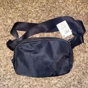brand new lululemon Fannypack!